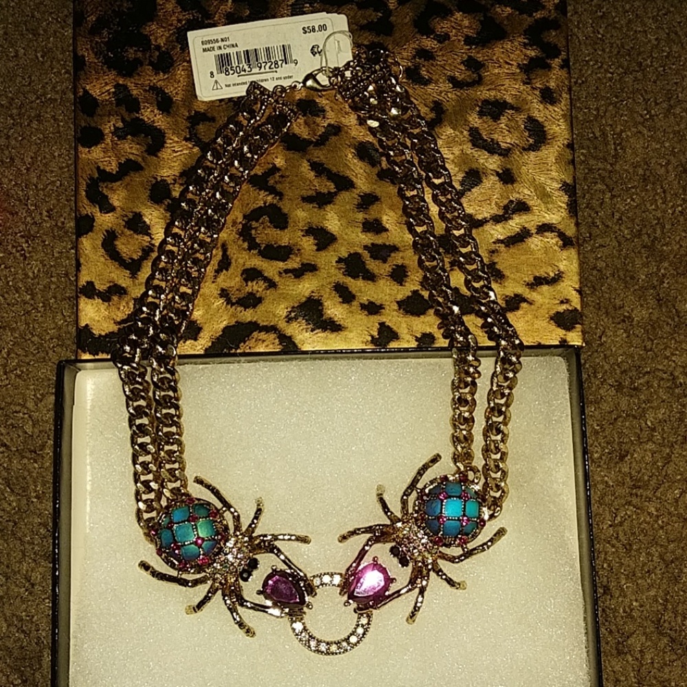 Beautiful Besty Johnson Spider necklace
